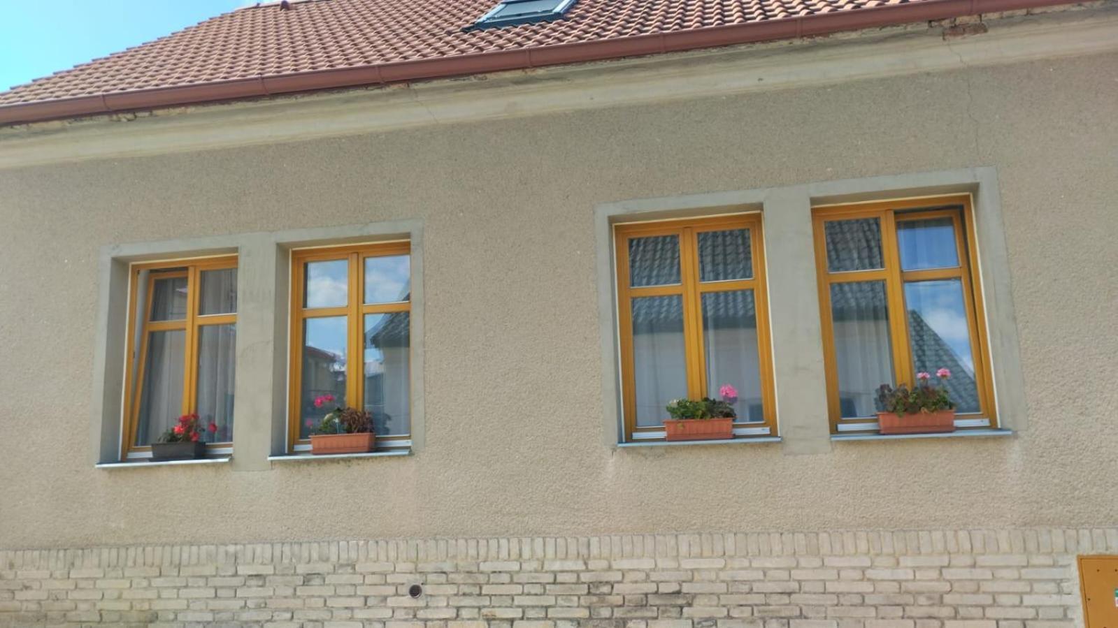 Podkrovi S Koupelnou Svinarov Extérieur photo